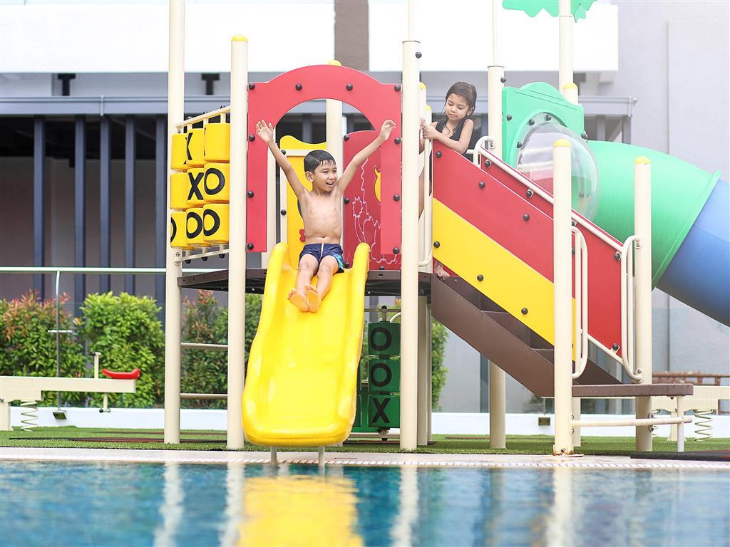 Noble Resort Hotel Melaka Esterno foto